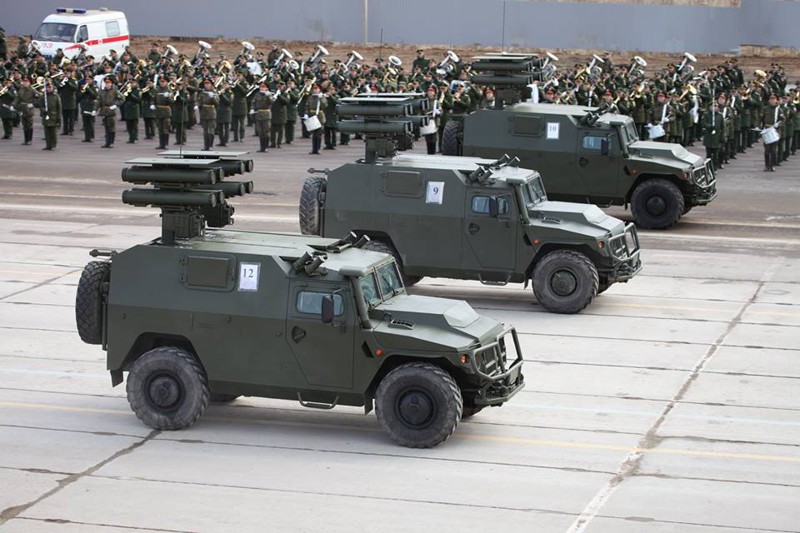 Военная техника на репетиции Парада Победы 2016 года