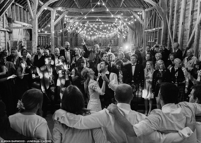Невероятные мгновения счастья: лучшие свадебные фото прошедшего года!