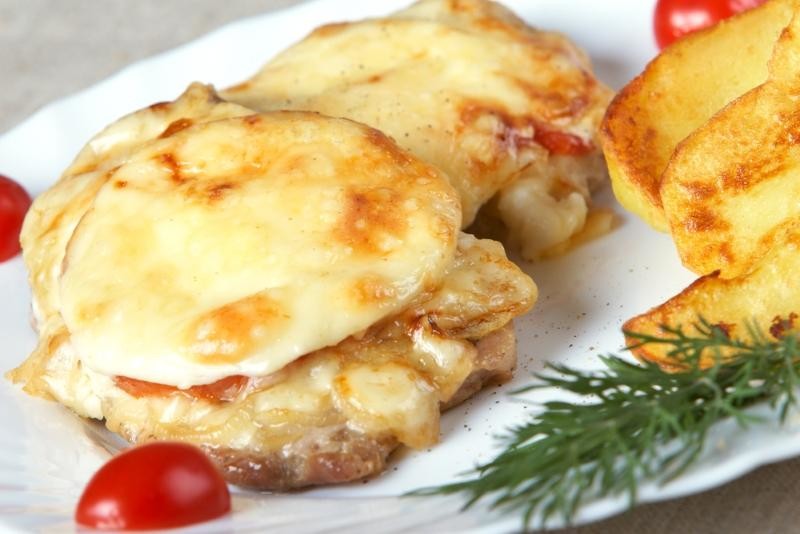 Мясо по-французски из курицы с ананасами — рецепт с фото пошагово
