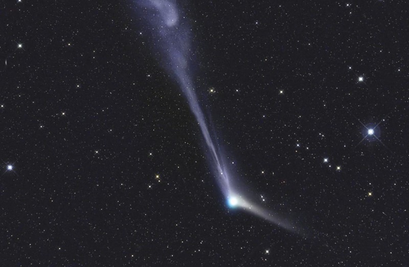 24. Комета Каталина
