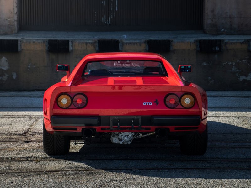 Ferrari 288 GTO 1984 за 2.5 млн. долларов