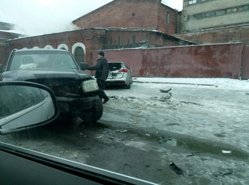 Авария дня. Массовое ДТП в Санкт-Петербурге