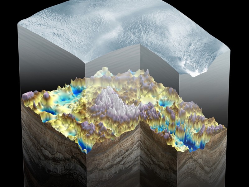 В Антарктиде есть горный массив, по размерам сопоставимый с Альпами
