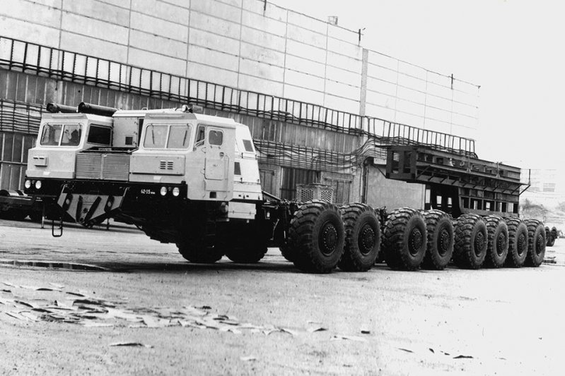 МАЗ, БелАЗ и еще три автомобиля-гиганта из СССР