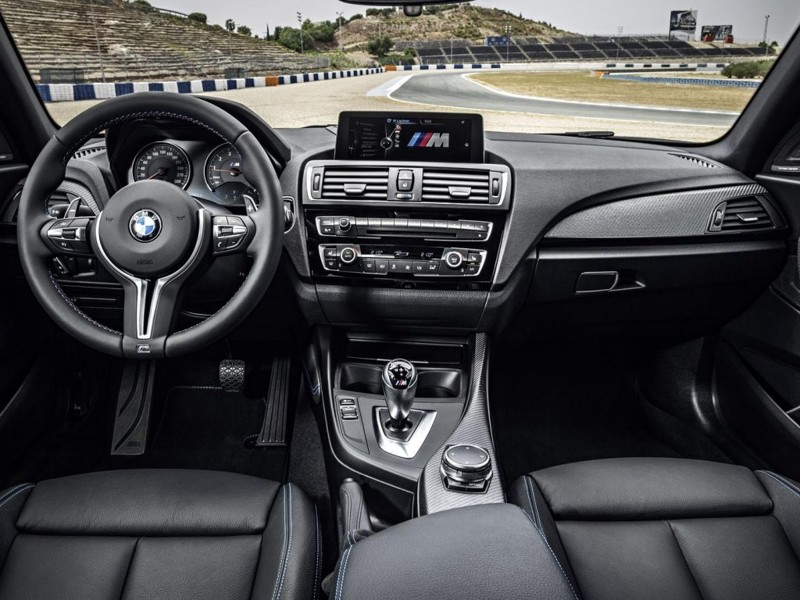 BMW M2 2016 – «заряженный» баварский «малыш»