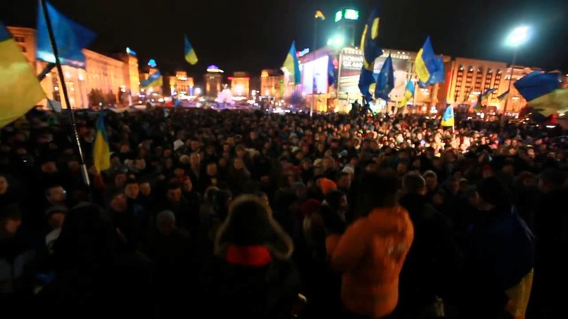 Это вам не «кровавый Янукович». «Русские» силовики Авакова растоптали стадо активистов в центре Киев