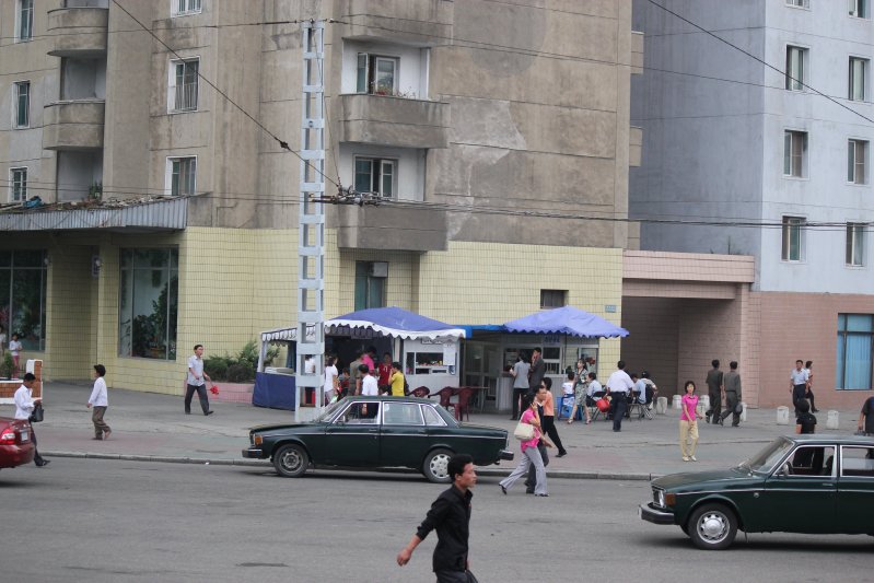 Volvo на улицах Пхеньяна