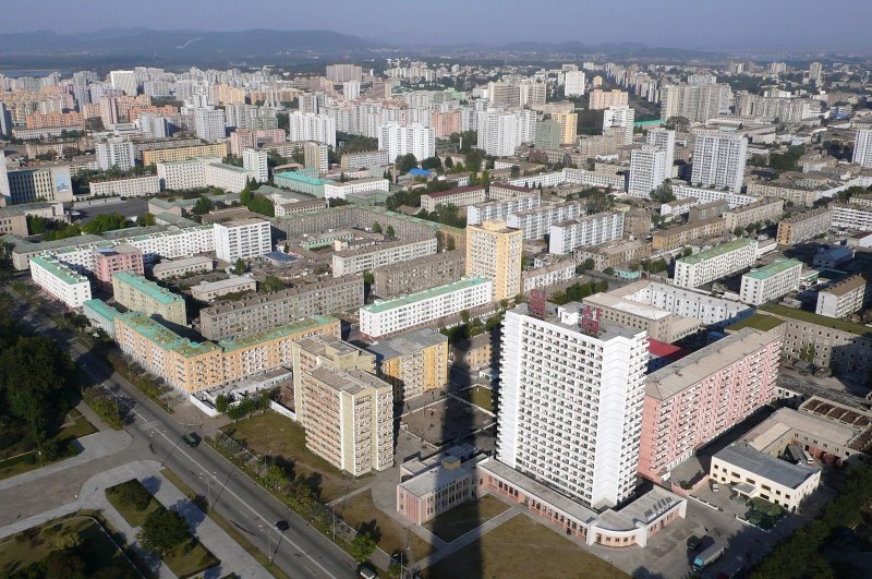 Вид Пхеньяна с Juche Tower. Автомобилей на дорогах практически нет