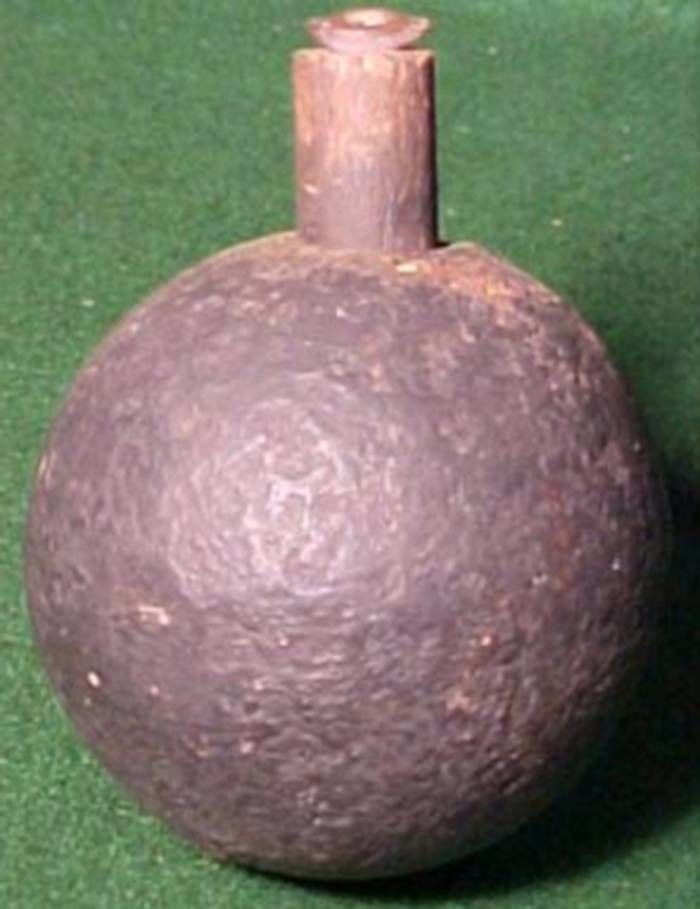 Французская шарообразная граната образца 1882 года