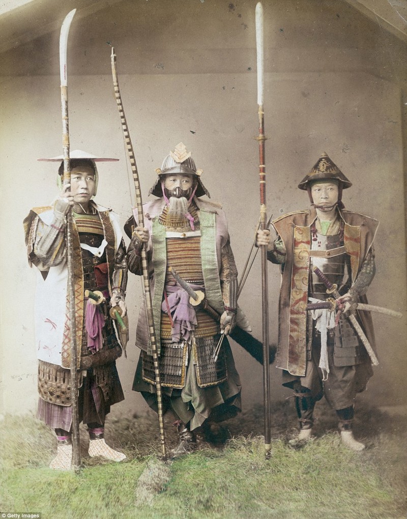 Самураи в доспехах, 1880 год
