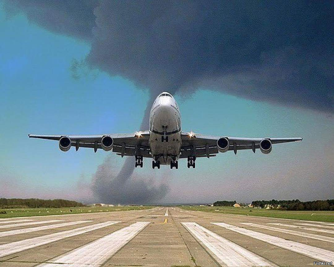 Боинг 747 взлет