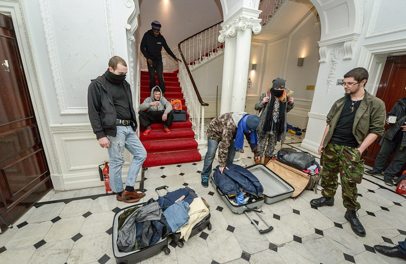 В Лондоне бездомные захватили особняк российского миллиардера