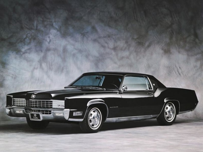 9. Cadillac Fleetwood 1975