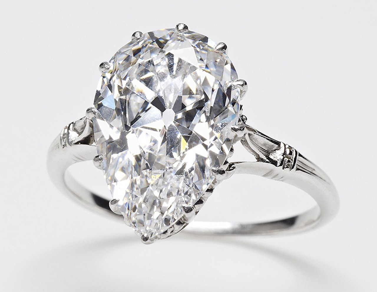 Самый большой в мире алмаз. Алмаз 