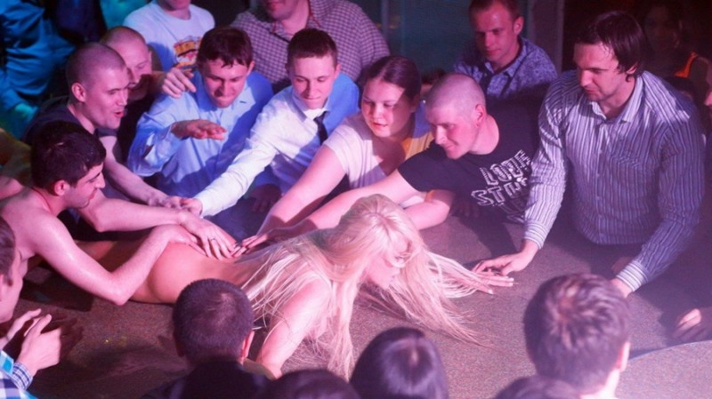  В Минске случилось ужасное во время презентации нижнего белья!