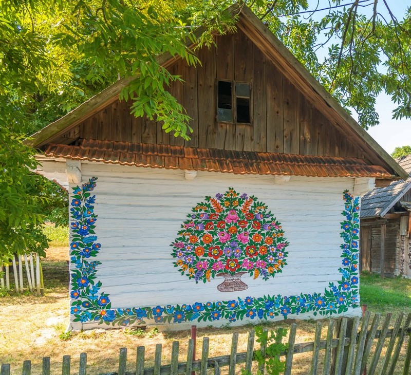  Очаровательная польская деревушка с яркими расписными домиками