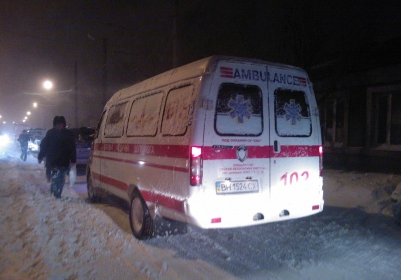 В Одессе водители отказались пропускать скорые с ранеными участниками АТО