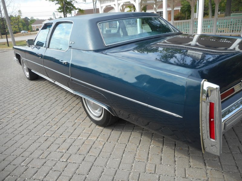 Cadillac Fleetwood 1976 с пробегом 16000 километров