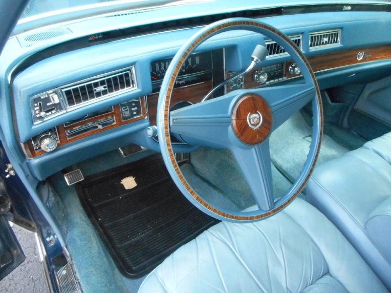 Cadillac Fleetwood 1976 с пробегом 16000 километров