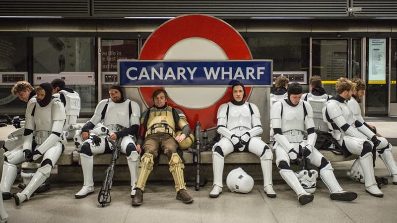 Имперские штурмовики в лондонском метро