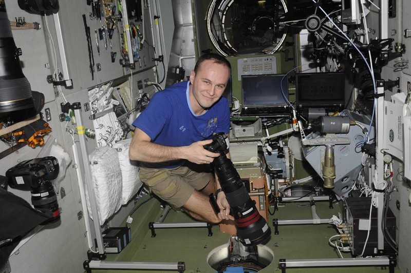 Сергей Рязанский, 42 года, провел в космосе 166 дней, 6 часов и 26 минут