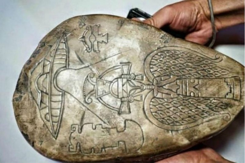 Засекреченные артефакты ацтеков: новое свидетельство существования НЛО