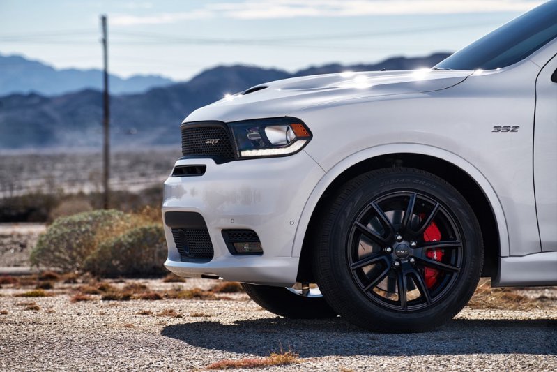 Dodge Durango SRT - cамый быстрый 7-местный кроссовер