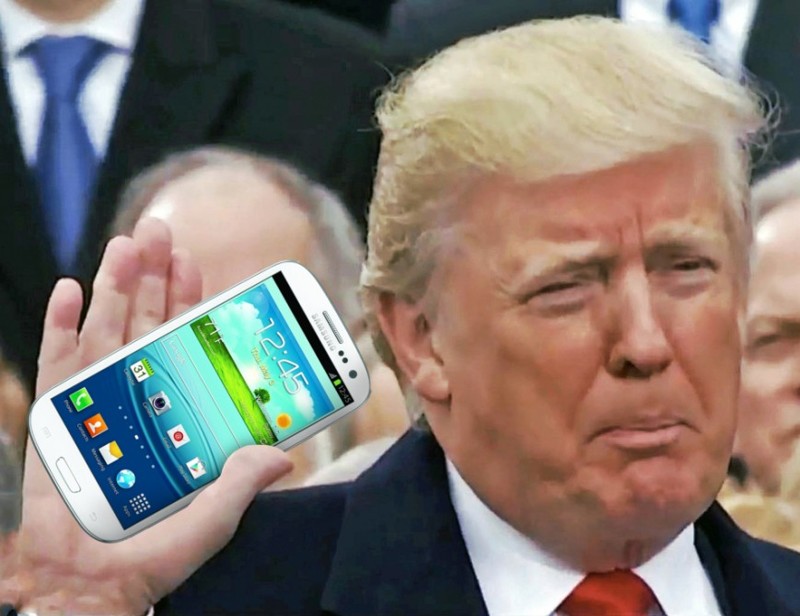 Какими телефонами пользуются президенты и другие политики