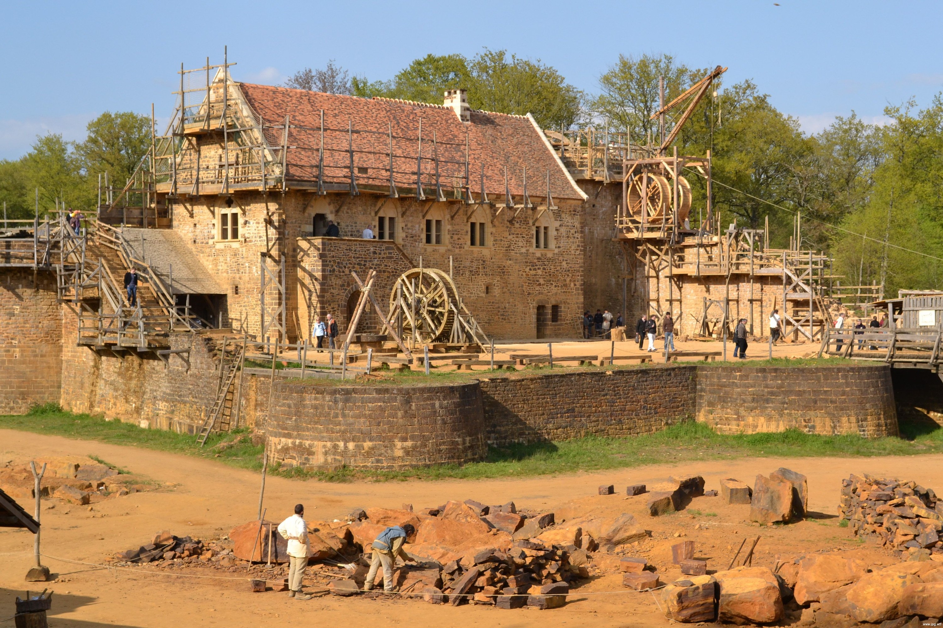 строительство замка в средневековье