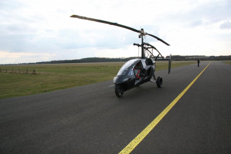 Первый в мире серийный летающий автомобиль доступен для предзаказа