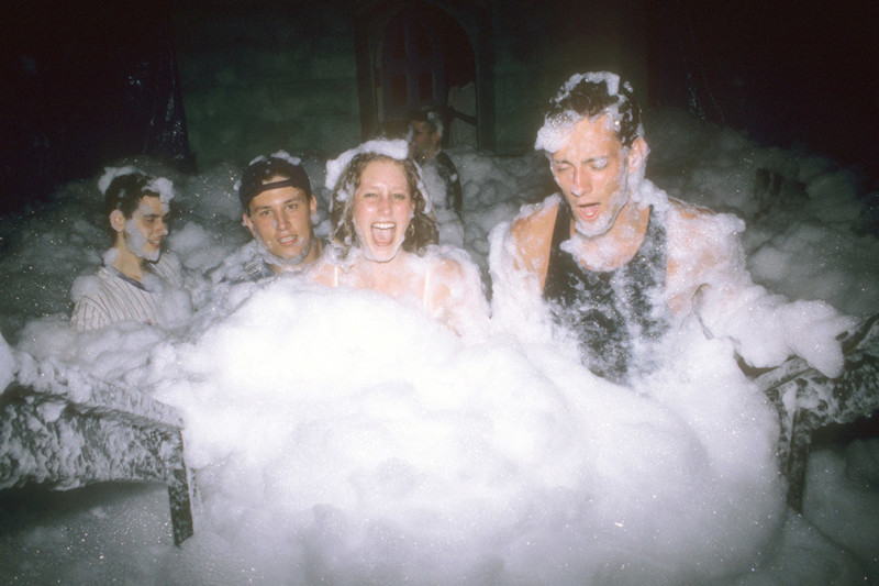 Пенная вечеринка в клубе Limelight, 1995 год