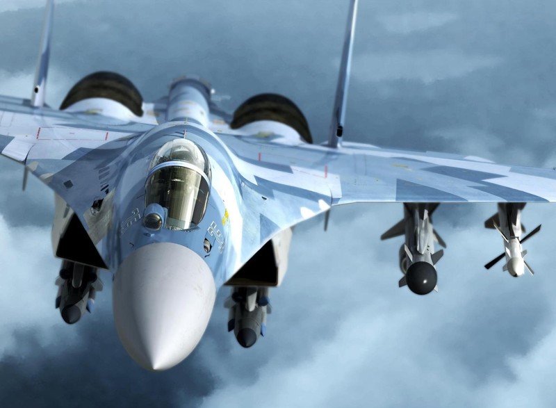 К годовщине первого полёта Су-35