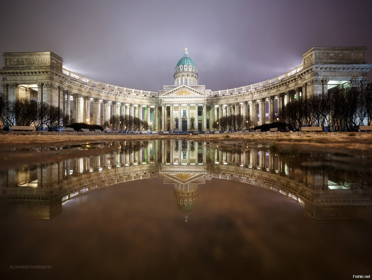 Казанский собор ночью фото