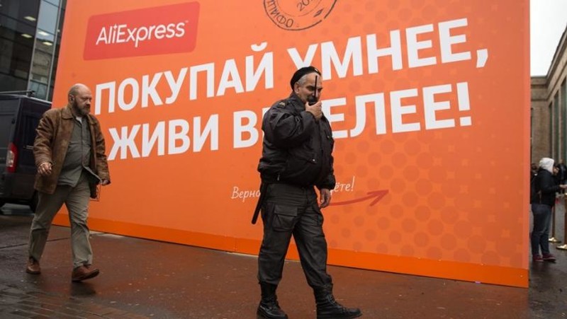 «Почта России» раскрыла банду мошенников, которая рассылала кирпичи вместо электроники