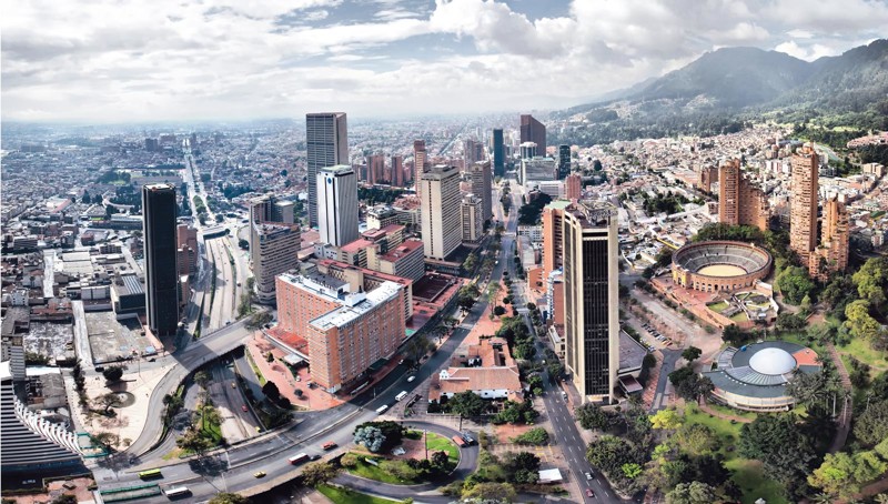 На втором месте - Богота (Колумбия)  - 41 % час-пик и 33% дневное время.