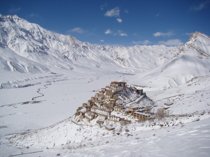 Тибетский монастырь Kye Gompa, расположенный на высоте 4166 метров.