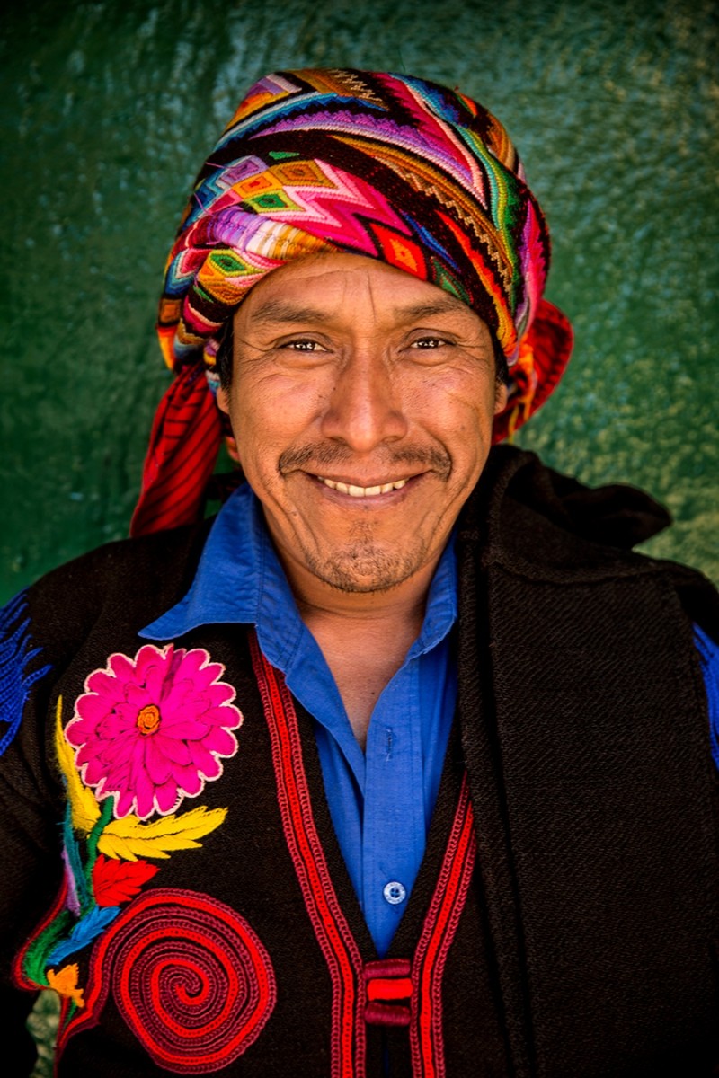 Мужчина из народа Киче (Майя) г. Чичикастенанго, Гватемала