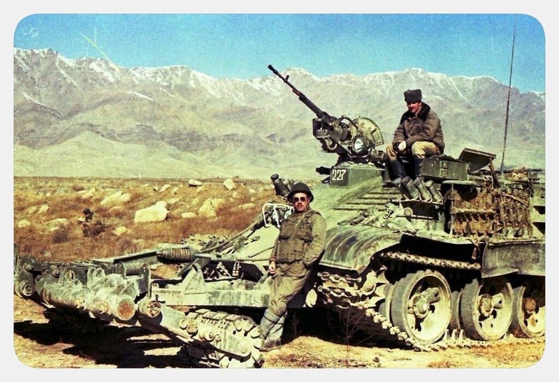 Советские Воины. Война в Афганистане