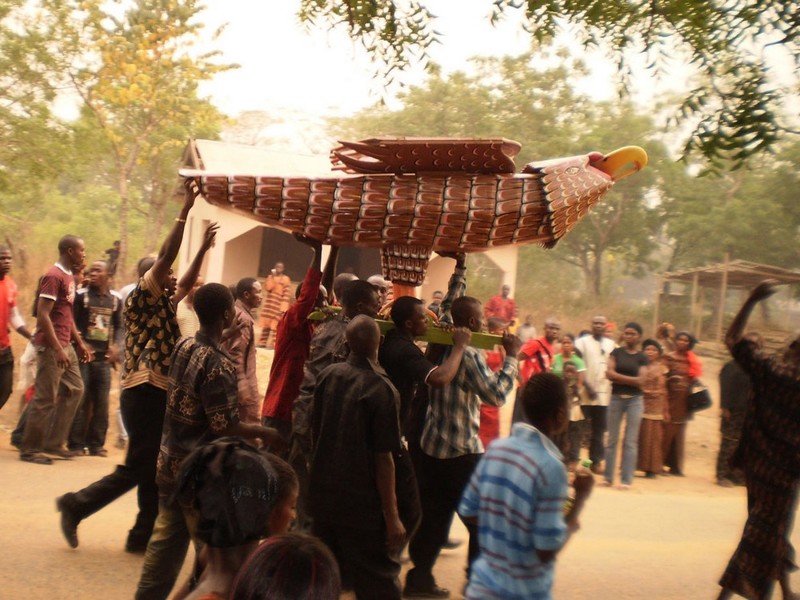 Забавные гробы в Гане