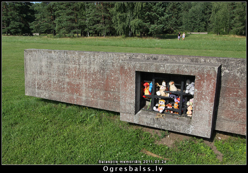 Са́ласпилс (концлагерь «Куртенгоф») — концентрационный лагерь