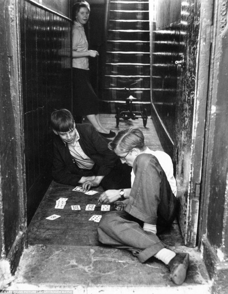 Игра в карты, 1958 год