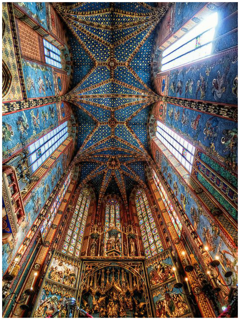 Базилика Святой Марии в Кракове, Польша