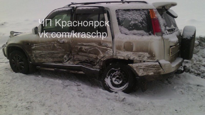 Пять машин попали в ДТП под Красноярском 