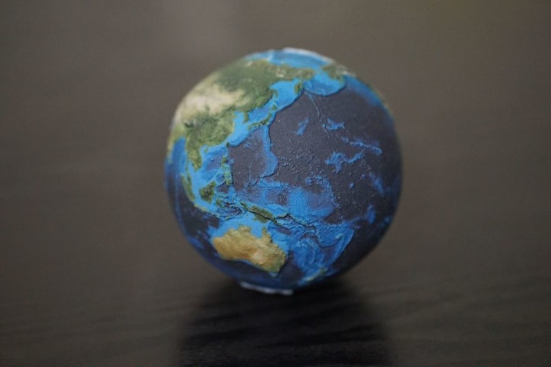 Детальный глобус Земли 