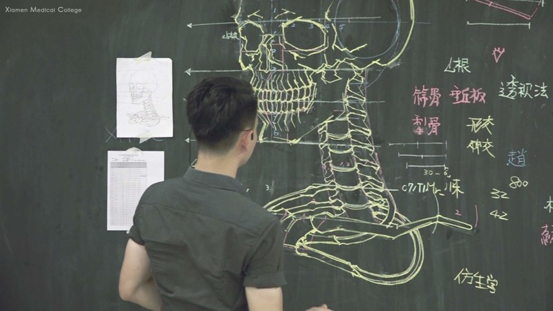Этот тайваньский учитель невероятно красиво умеет рисовать мелом