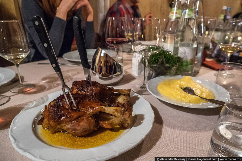 Как едят в Европе: Двухсотлетний ресторан!