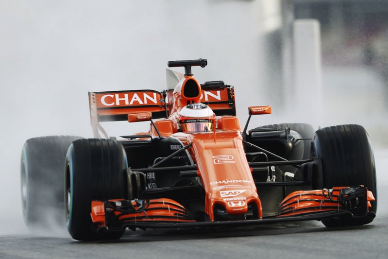 McLaren Honda F1 Team Двигатели: Honda Пилоты: Фернандо Алонсо (14) и Стоффель Вандорн (2)