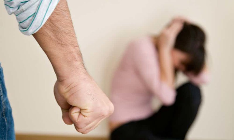 Подавленная гомосексуальность -причина семейного насилия