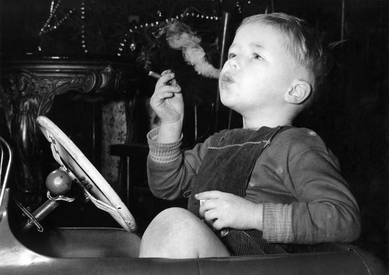 Педальный автомобиль с пепельницей, 1959 год