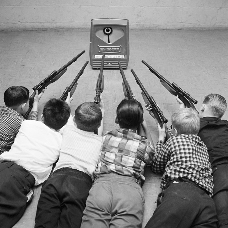 Электронный тир с винтовками, 1962 год